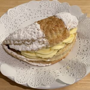 Turnover (Apple | Blueberry)